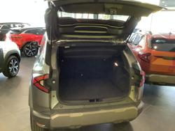 2025 Renault Duster Techno