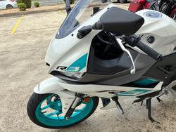 2023 Yamaha YZF-R3 White