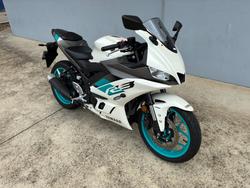 2023 Yamaha YZF-R3 White