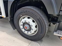 2025 Isuzu F Series FXY 260-355 AT R63