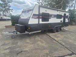 New AGE Caravans OZ Classic 22 Club Lounge OZ22CL