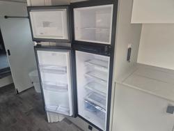 2025 New Age Caravans Oz Classic 22' Oz22cl