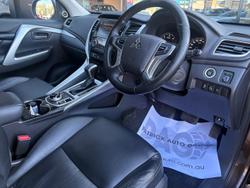 2016 Mitsubishi Pajero Sport Exceed