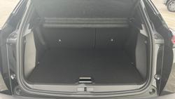 2024 Peugeot 2008 GT Hybrid