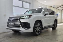 2022 Lexus LX 500d Sports Luxury