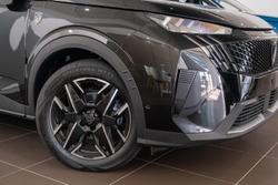 2025 Peugeot 3008 GT Premium Hybrid