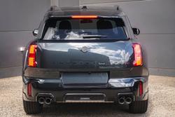 2025 MINI Countryman JCW Favoured