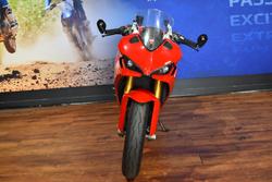 2023 Ducati SUPERSPORT 950 S Red