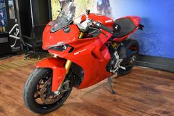 2023 Ducati SUPERSPORT 950 S Red