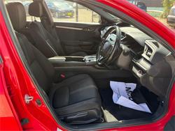 2017 HONDA CIVIC VTi-S