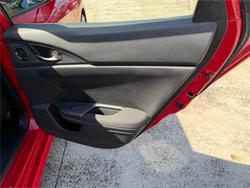 2017 HONDA CIVIC VTi-S