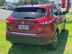 2015 Nissan QASHQAI Ti J11 Magnetic Red