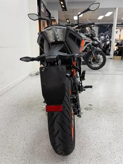 2024 Ktm 200 DUKE (ABS) Orange