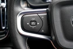 2021 Volvo XC40 T5 R-Design