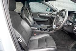 2021 Volvo XC40 T5 R-Design