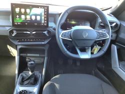 2025 Renault Duster Evolution