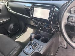2021 Toyota Hilux SR