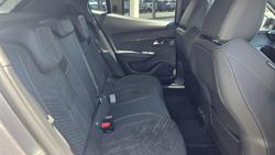 2025 Peugeot 2008 GT Hybrid