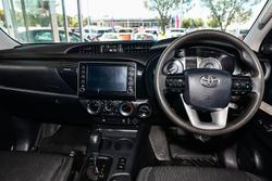 2021 Toyota Hilux SR