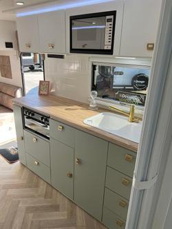 2026 Design RV 2210R Forerunner 22.10'