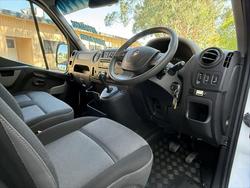 2015 Renault Master