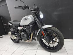 2025 Royal Enfield 2025 Royal Enfield 450CC GUERILLA 450 Road Silver