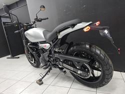 2025 Royal Enfield 2025 Royal Enfield 450CC GUERILLA 450 Road Silver