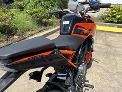 2025 Ktm 200 DUKE (ABS) Orange