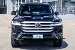 2024 Toyota Landcruiser VX