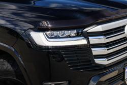 2024 Toyota Landcruiser VX