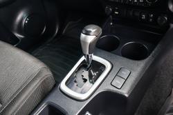 2023 Toyota Hilux SR5