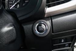 2023 Toyota Hilux SR5