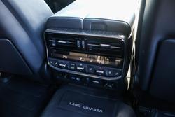 2024 Toyota Landcruiser Sahara ZX