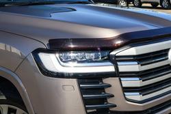 2024 Toyota Landcruiser Sahara ZX