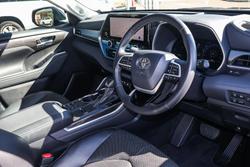 2024 Toyota Kluger Grande