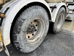 2007 MACK Concrete Agi Truck METROLINER