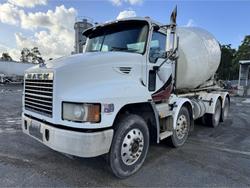 2007 MACK Concrete Agi Truck METROLINER
