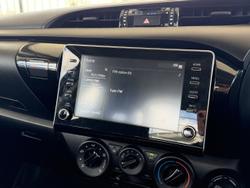 2022 Toyota Hilux 4x4