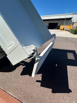 2025 Fuso Canter 615 Euro 6 White