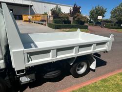 2025 Fuso Canter 615 Euro 6 White