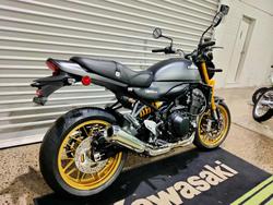 2025 KAWASAKI Z900RS SE ROAD BLACK