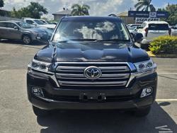 2016 Toyota Landcruiser Sahara VDJ200R 4X4 Dual Range Black