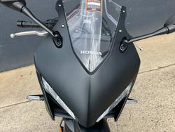 2025 Honda CBR650R BLACK