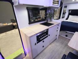 2024 Wonderland RV Amaroo 17' 05