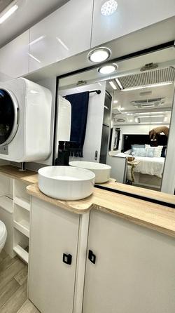 2024 Wonderland RV Amaroo 17' 05