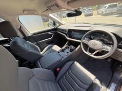 2025 Volkswagen Touareg 170TDI