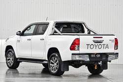 2020 Toyota Hilux SR5