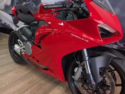 2024 DUCATI PANIGALE V2 RED