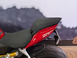 2024 DUCATI PANIGALE V2 RED