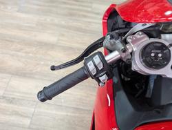 2024 DUCATI PANIGALE V2 RED